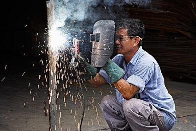 Xbox领导层团队变更 黑人女高管Sarah Bond晋升为总裁